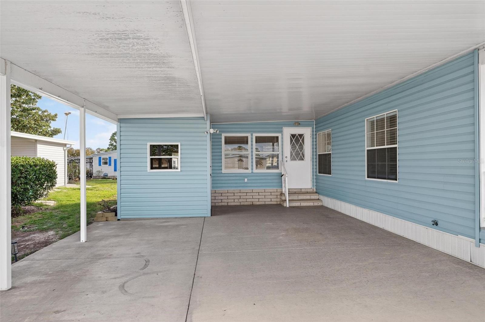 Image 11 of 43 For 3009 Manatee Road