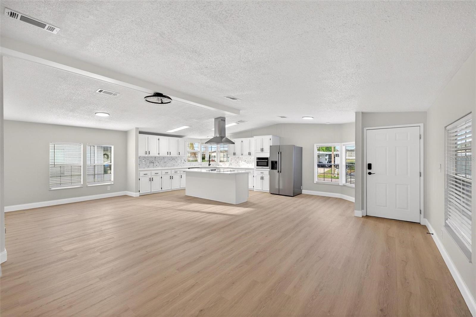 Image 17 of 43 For 3009 Manatee Road