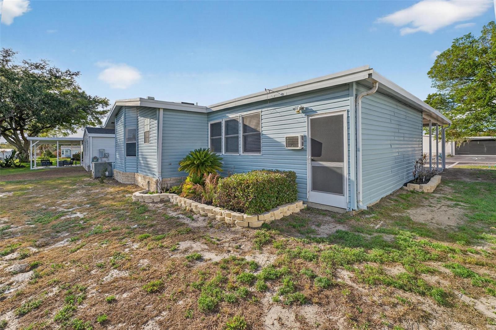 Image 8 of 43 For 3009 Manatee Road