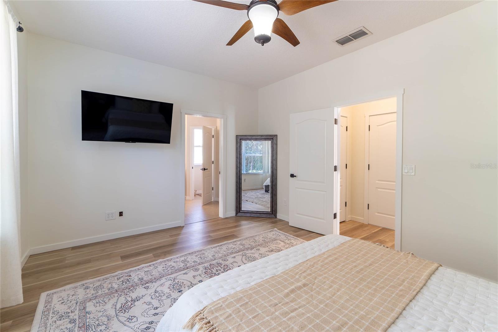 Image 16 of 36 For 184 Birchmont Drive