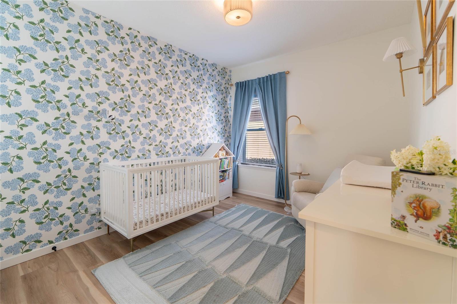 Image 21 of 36 For 184 Birchmont Drive