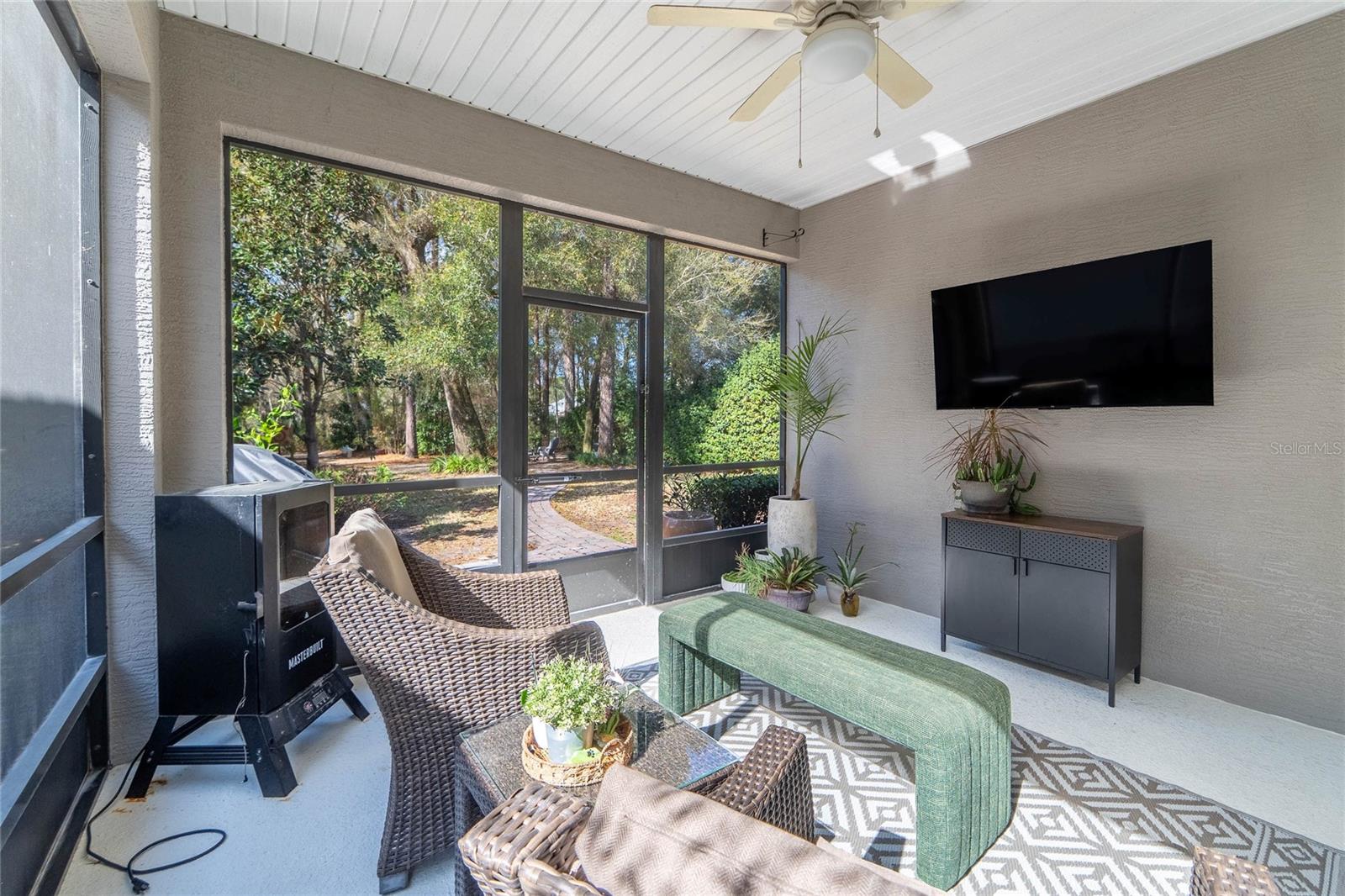 Image 28 of 36 For 184 Birchmont Drive