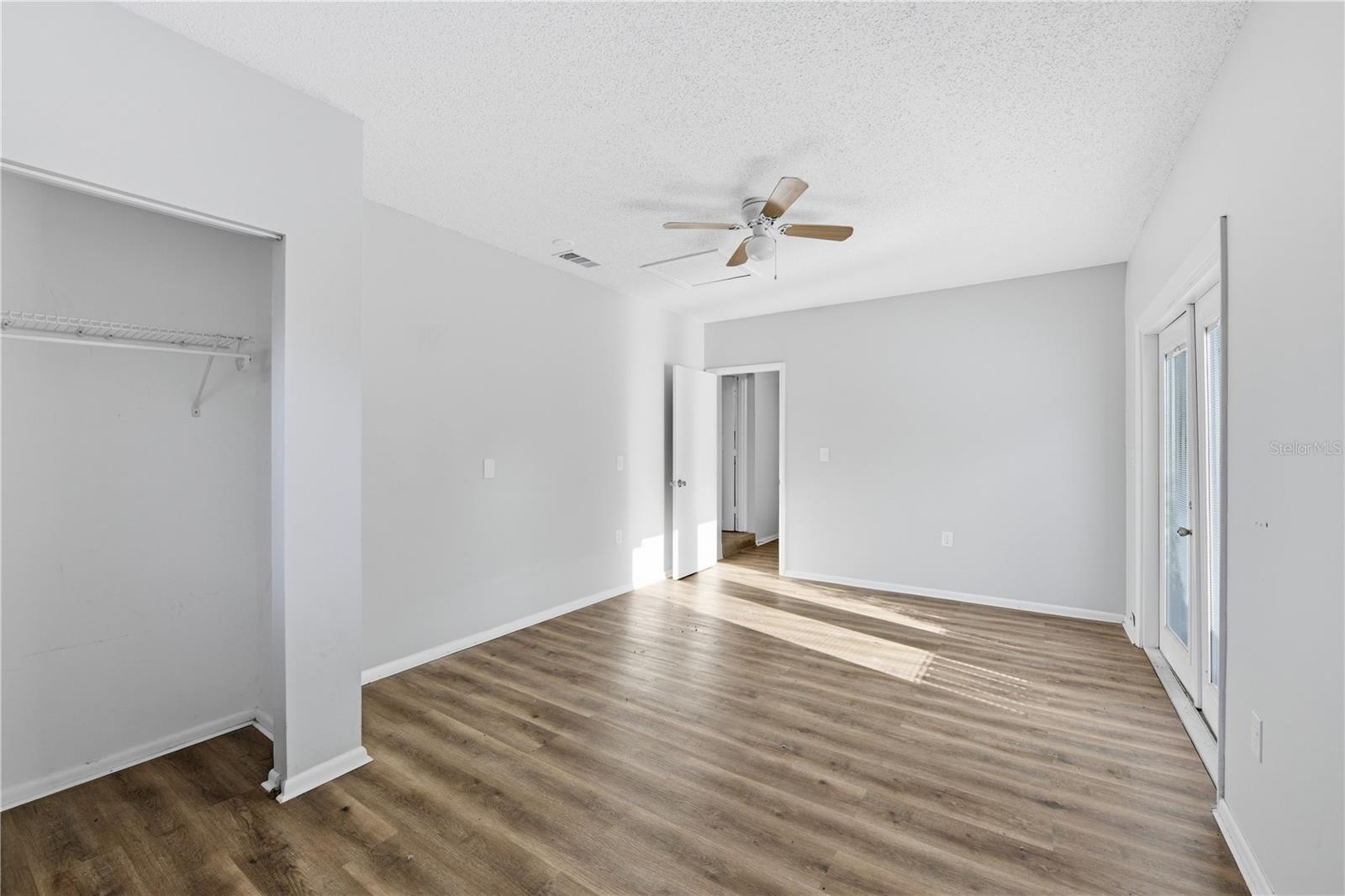 Image 19 of 34 For 170 Crystal Lake Avenue