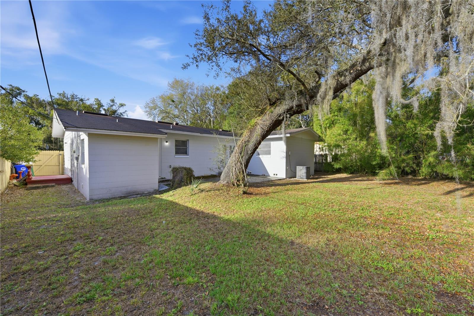 Image 30 of 34 For 170 Crystal Lake Avenue