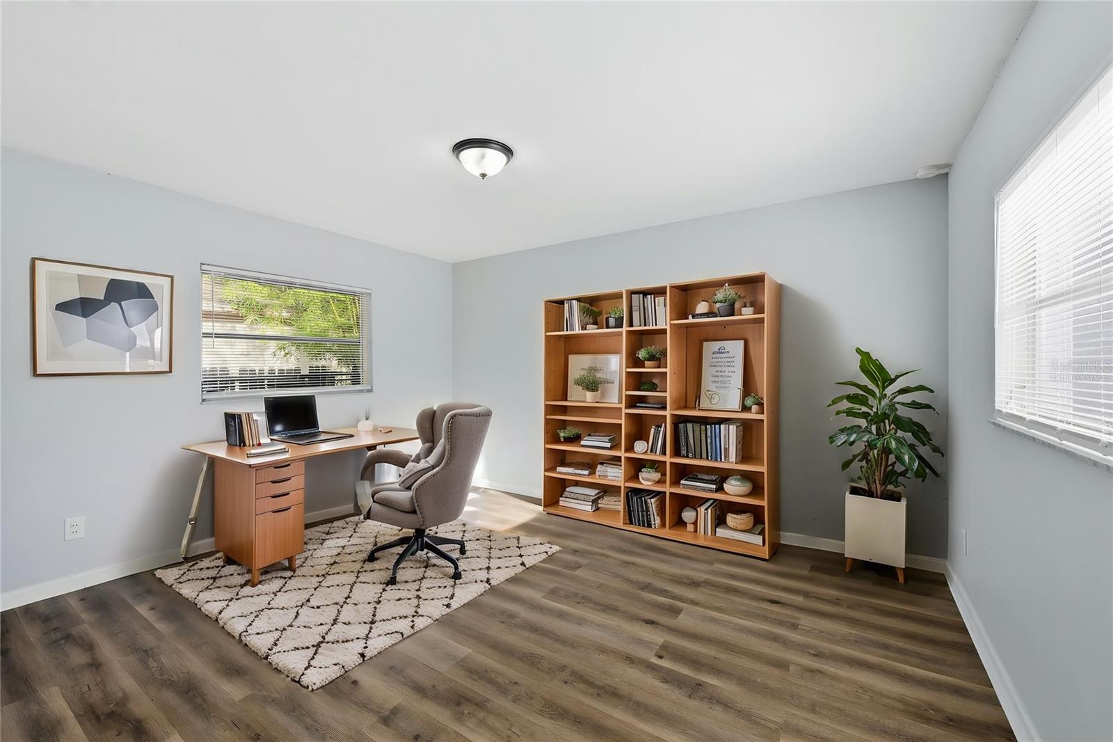 Image 6 of 34 For 170 Crystal Lake Avenue