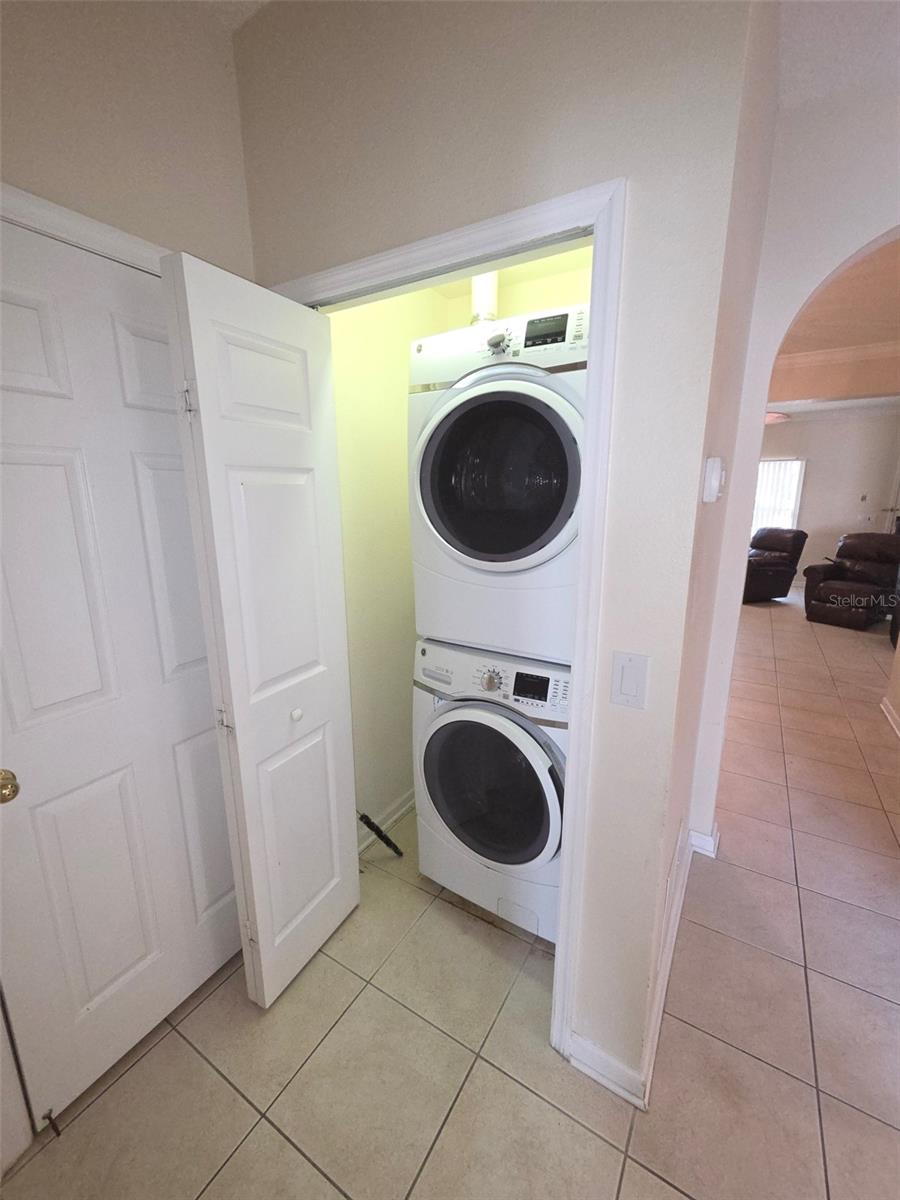 Image 25 of 42 For 8755 Silk Bay Place