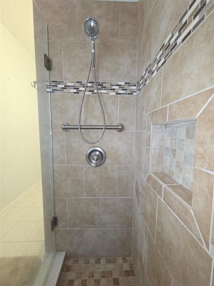 Image 39 of 42 For 8755 Silk Bay Place