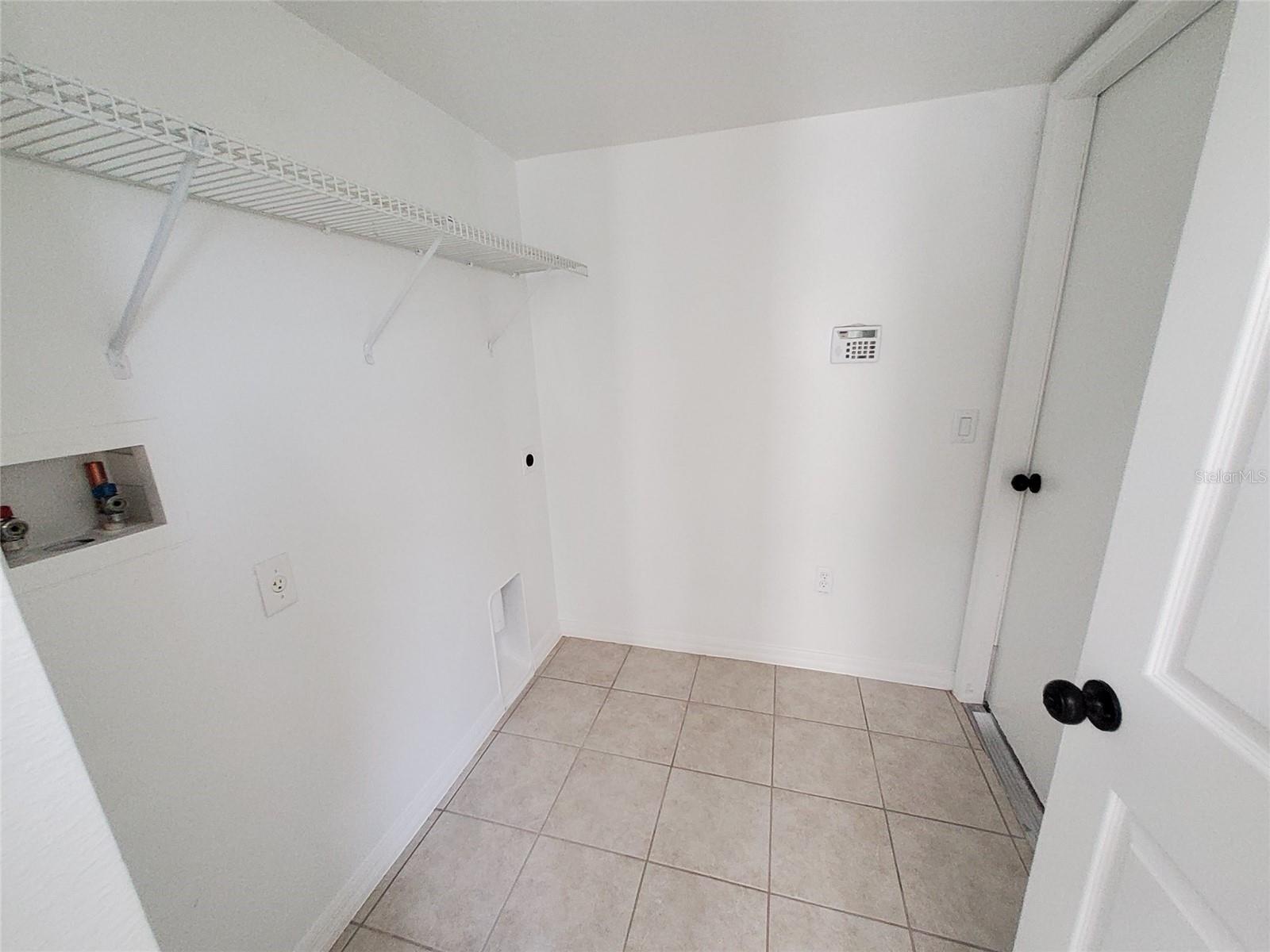 Image 12 of 33 For 509 Ridges Drive