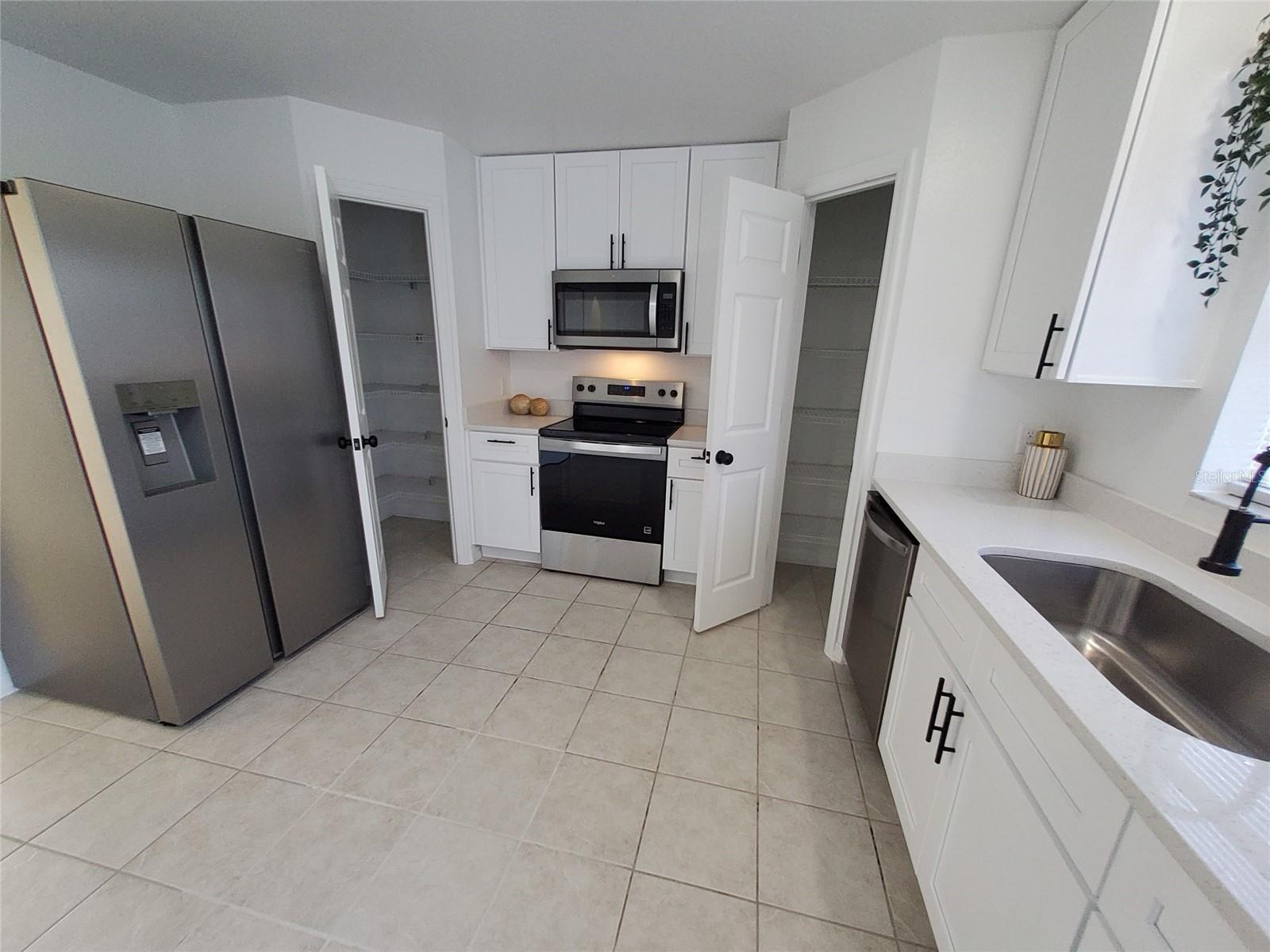 Image 4 of 33 For 509 Ridges Drive