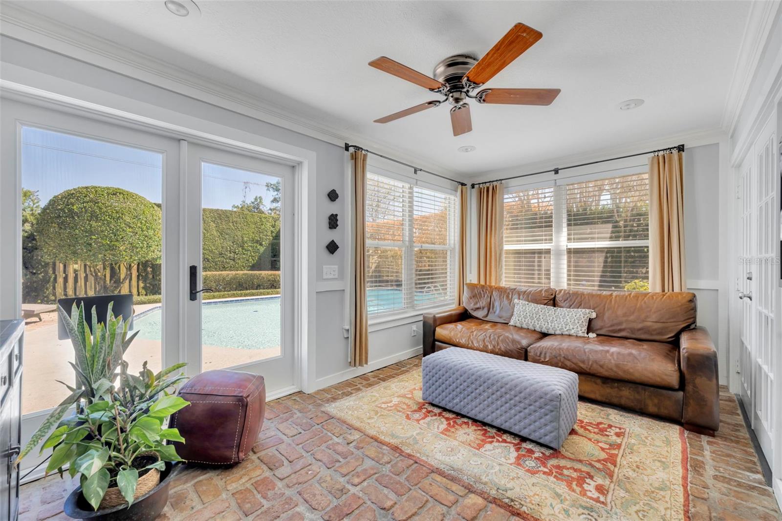 Image 21 of 54 For 628 Dunblane Drive