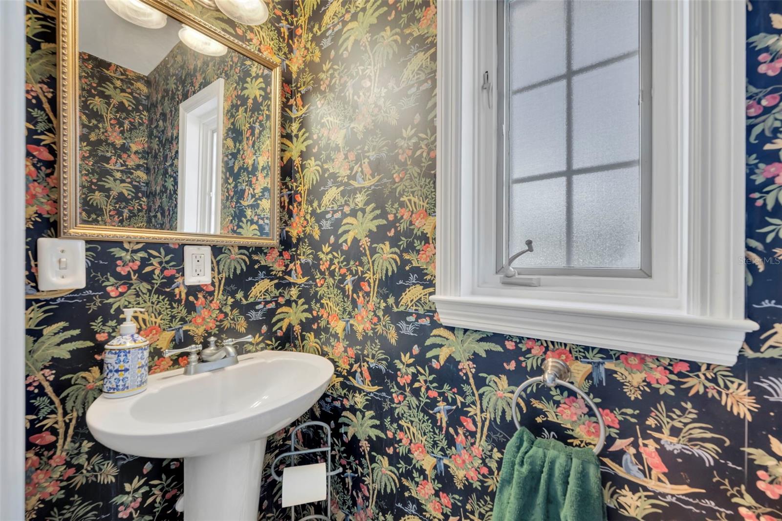 Image 34 of 54 For 628 Dunblane Drive