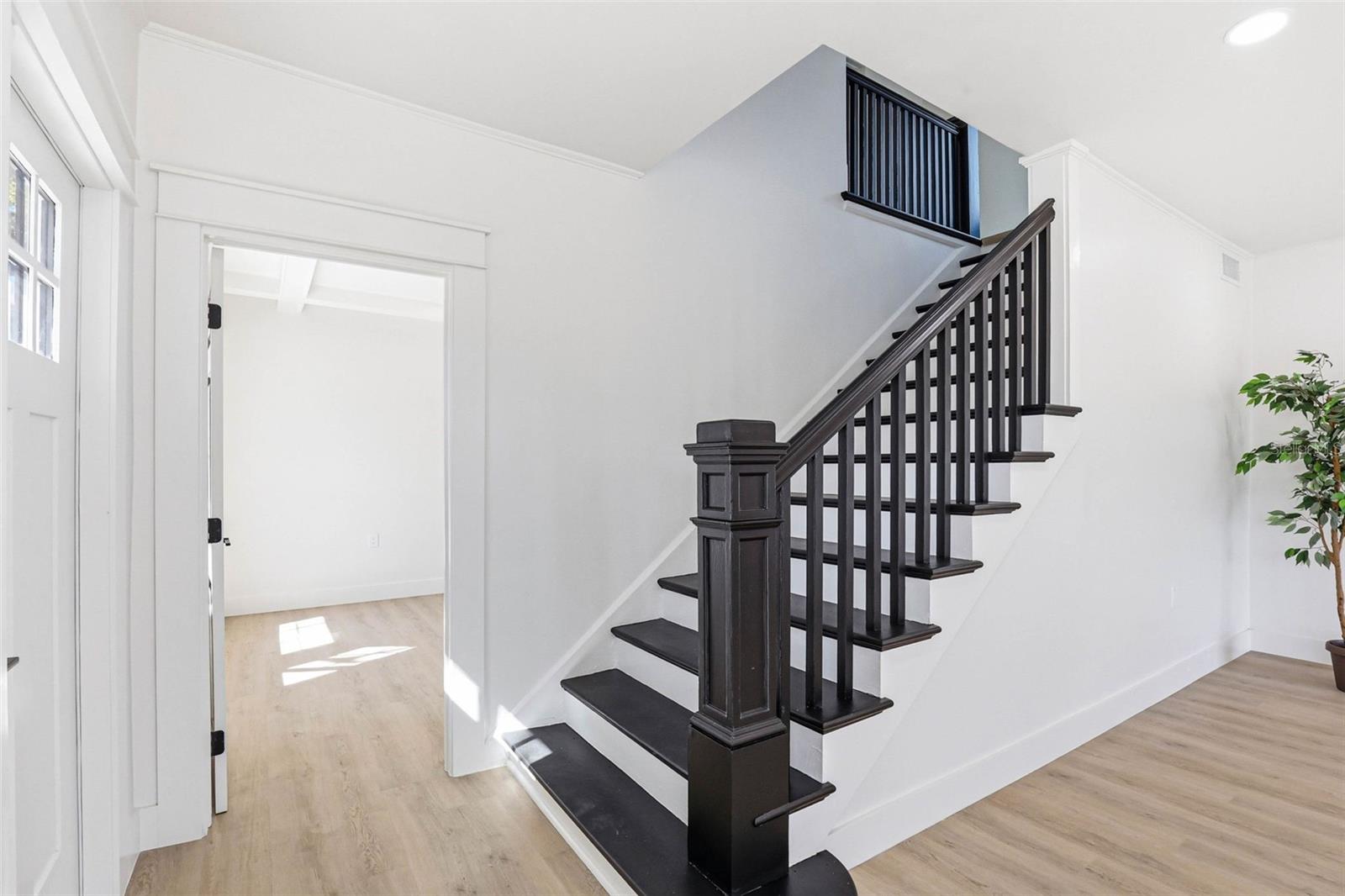 Image 23 of 75 For 301 81st Avenue Ne