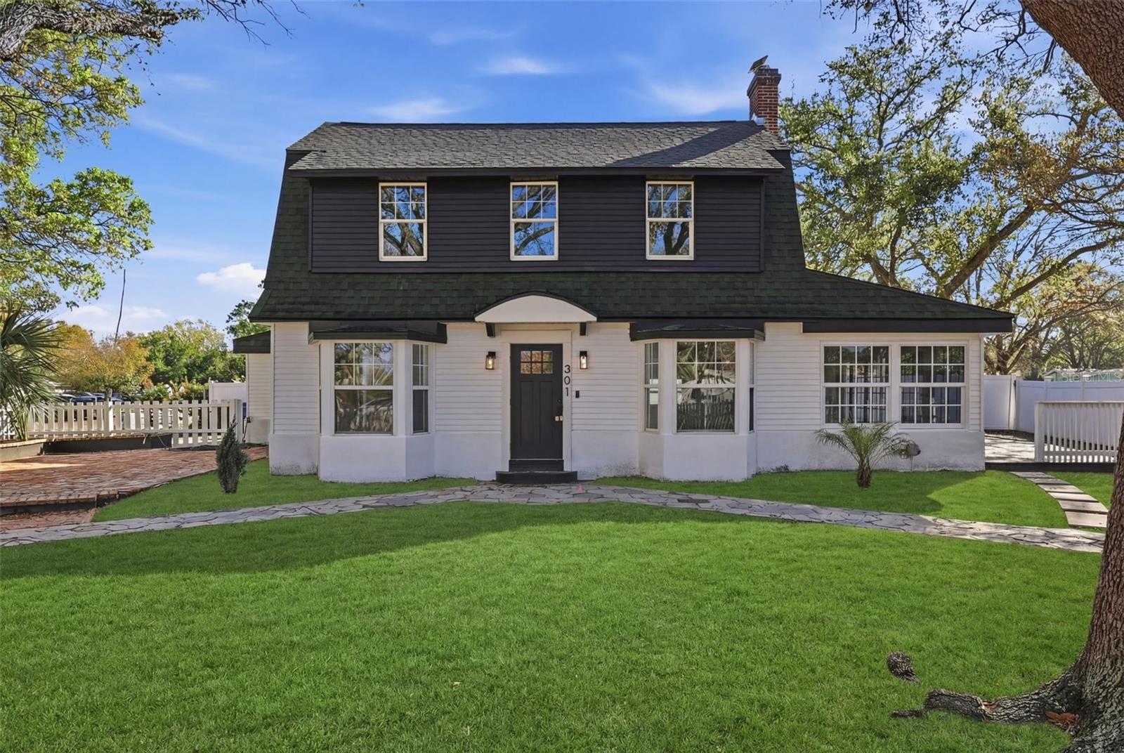 Image 3 of 75 For 301 81st Avenue Ne