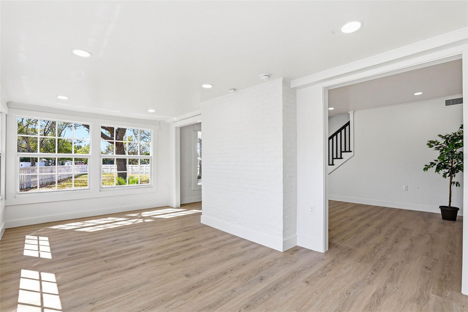 Image 35 of 75 For 301 81st Avenue Ne