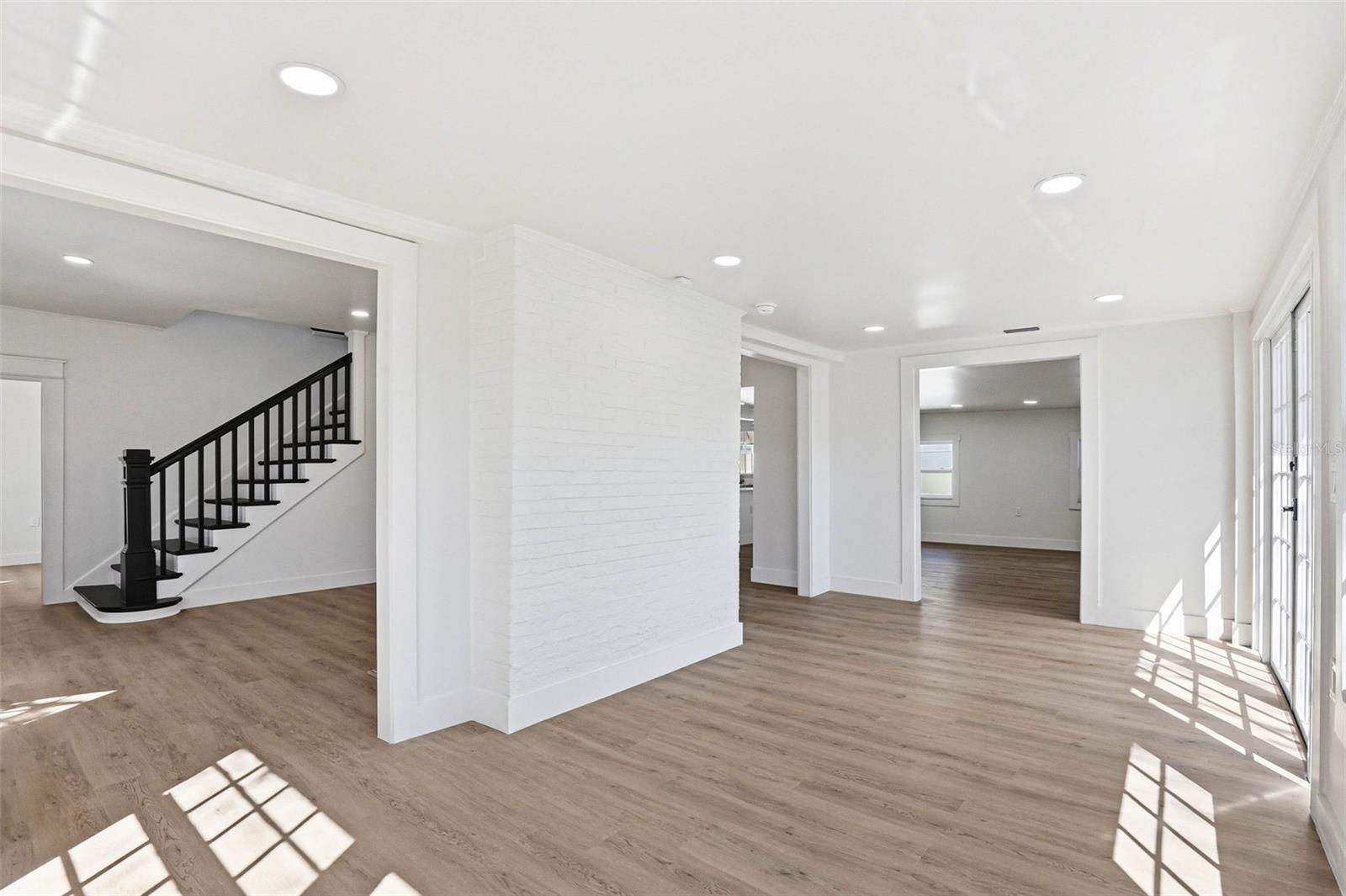 Image 36 of 75 For 301 81st Avenue Ne