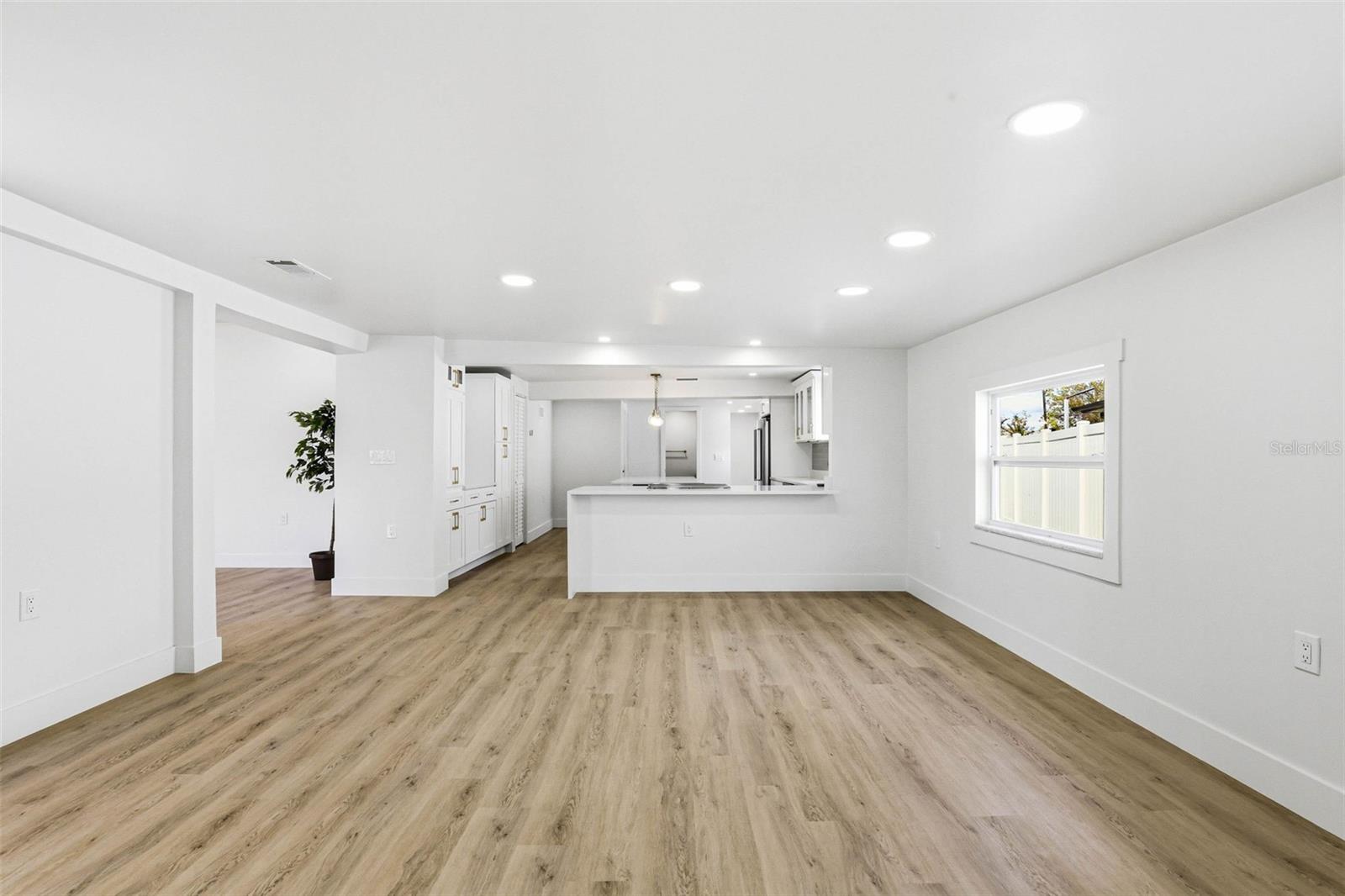 Image 38 of 75 For 301 81st Avenue Ne