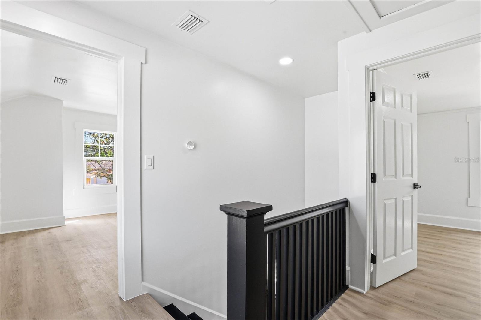 Image 52 of 75 For 301 81st Avenue Ne