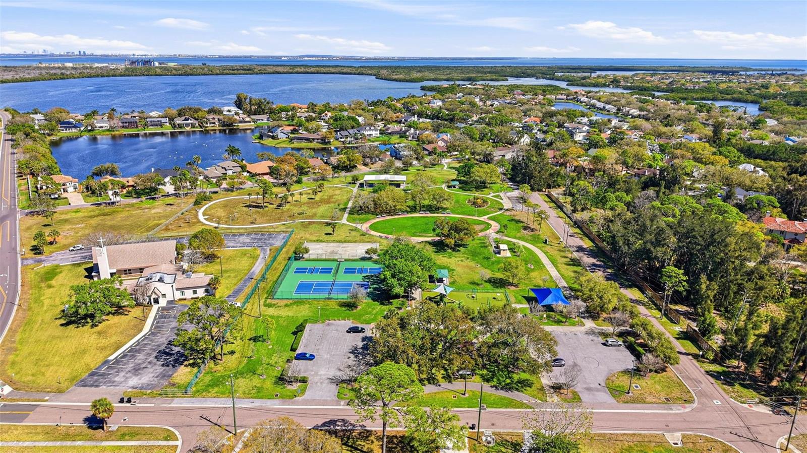 Image 70 of 75 For 301 81st Avenue Ne