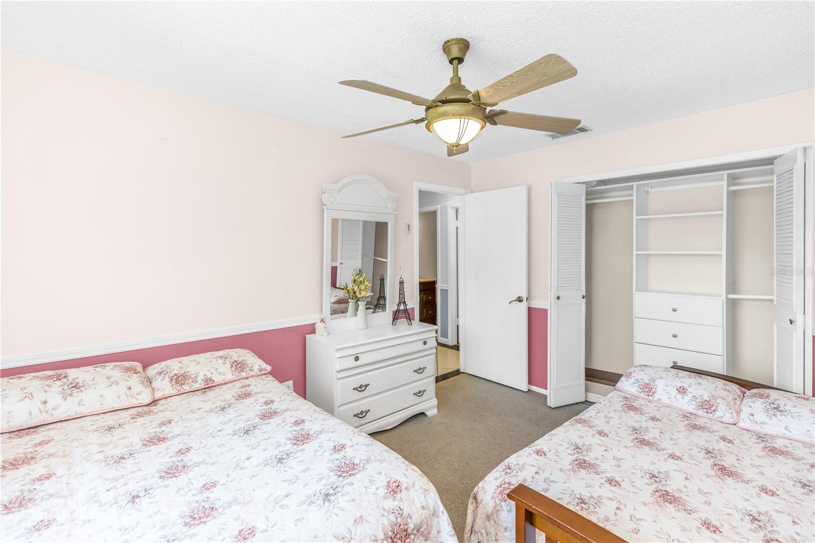 Image 12 of 44 For 502 San Marie Avenue