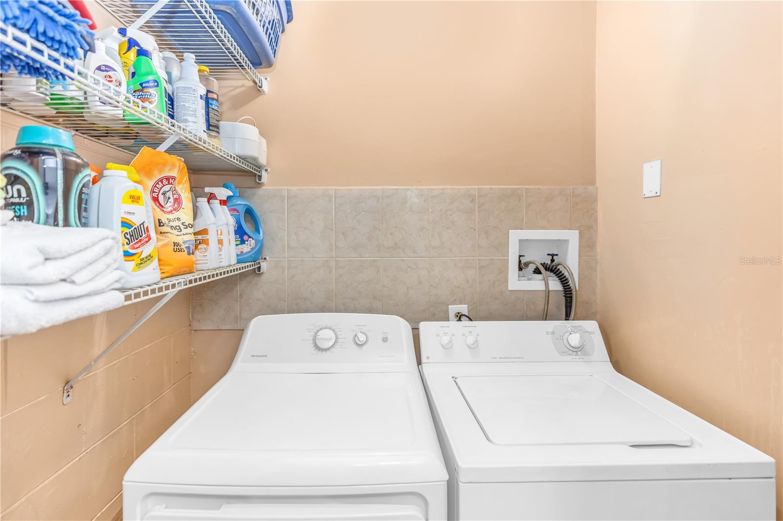 Image 27 of 44 For 502 San Marie Avenue