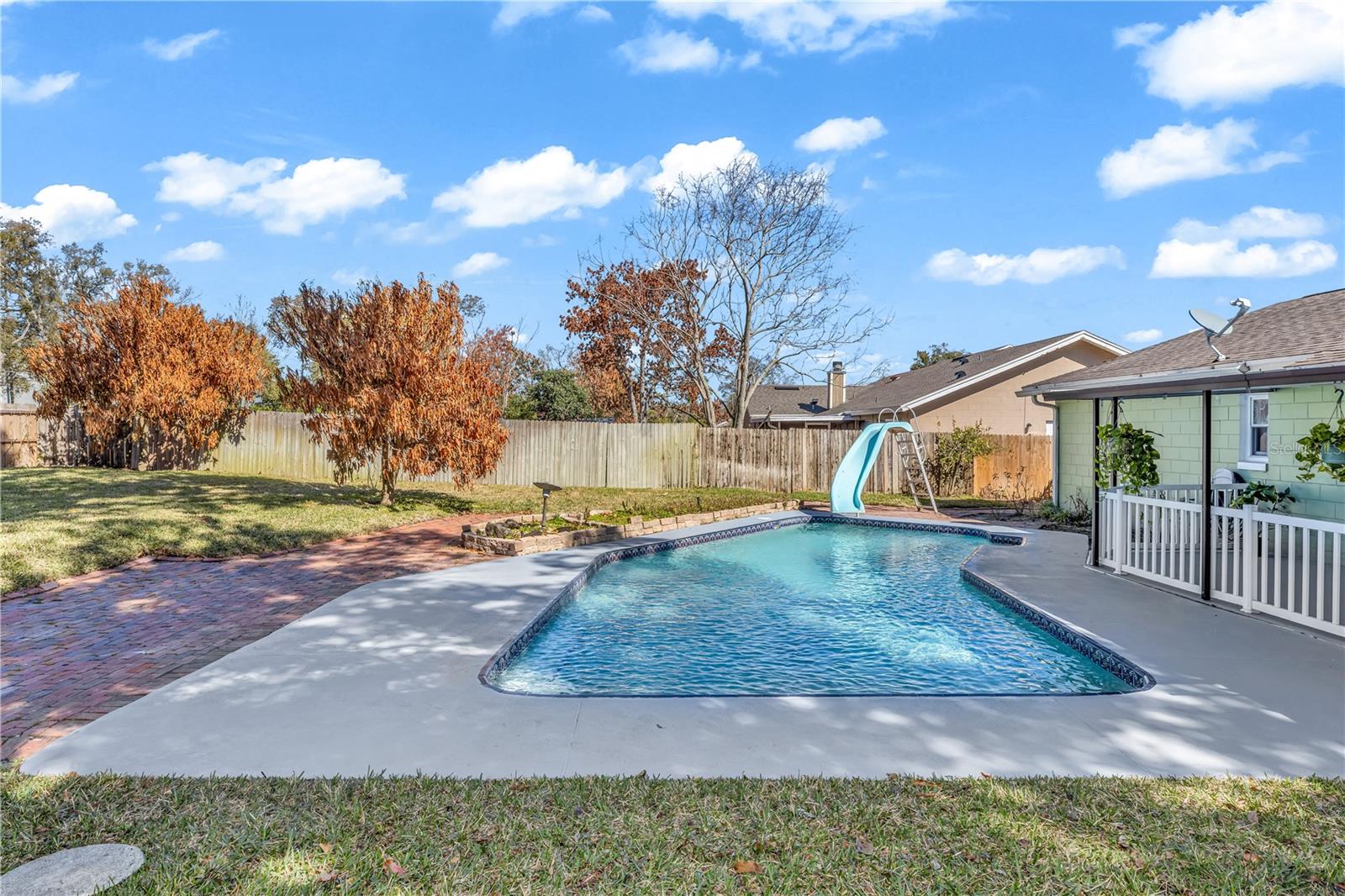 Image 33 of 44 For 502 San Marie Avenue