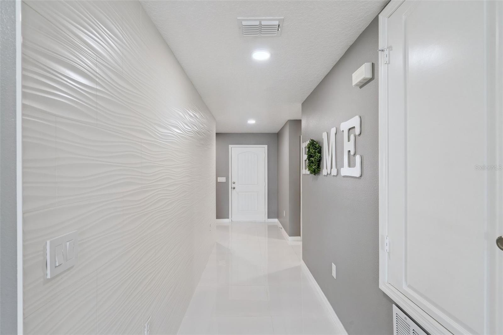 Image 4 of 21 For 3233 Eagle Hammock Circle