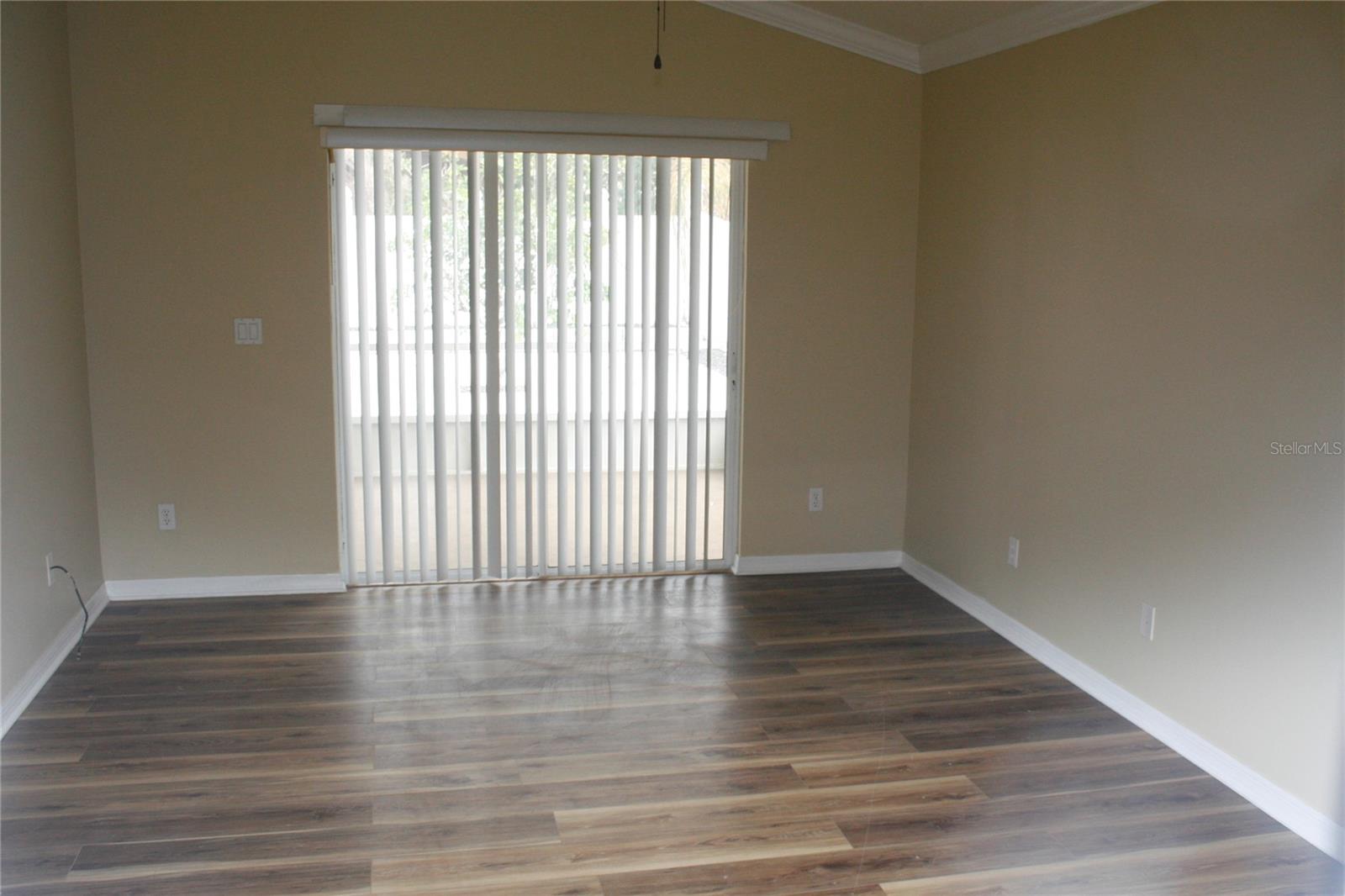 Image 10 of 23 For 309 View Court