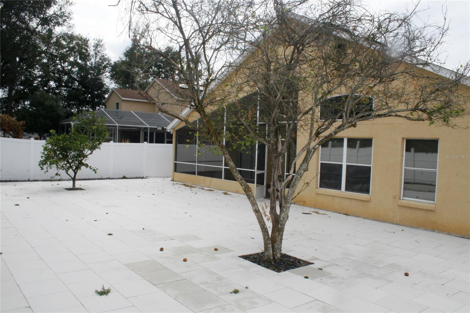 Image 21 of 23 For 309 View Court