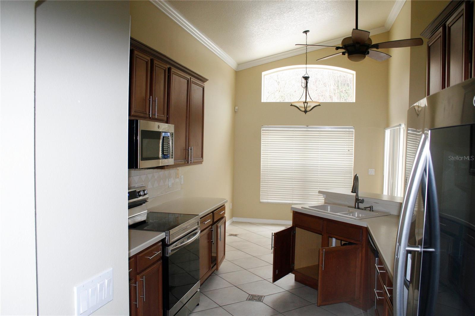 Image 5 of 23 For 309 View Court