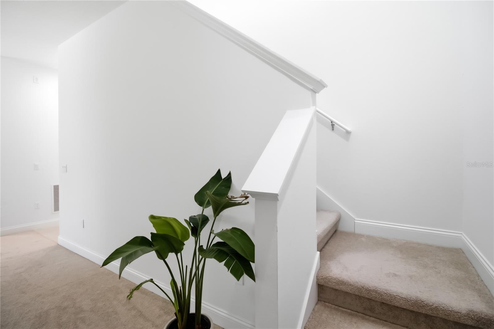 Image 10 of 65 For 827 Dennis Avenue