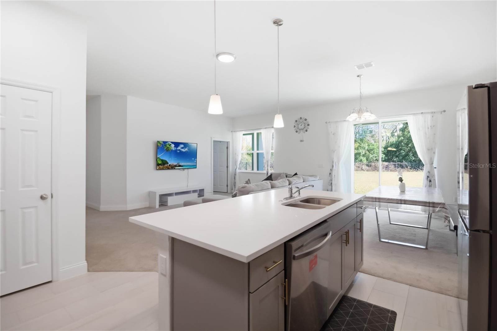 Image 27 of 65 For 827 Dennis Avenue