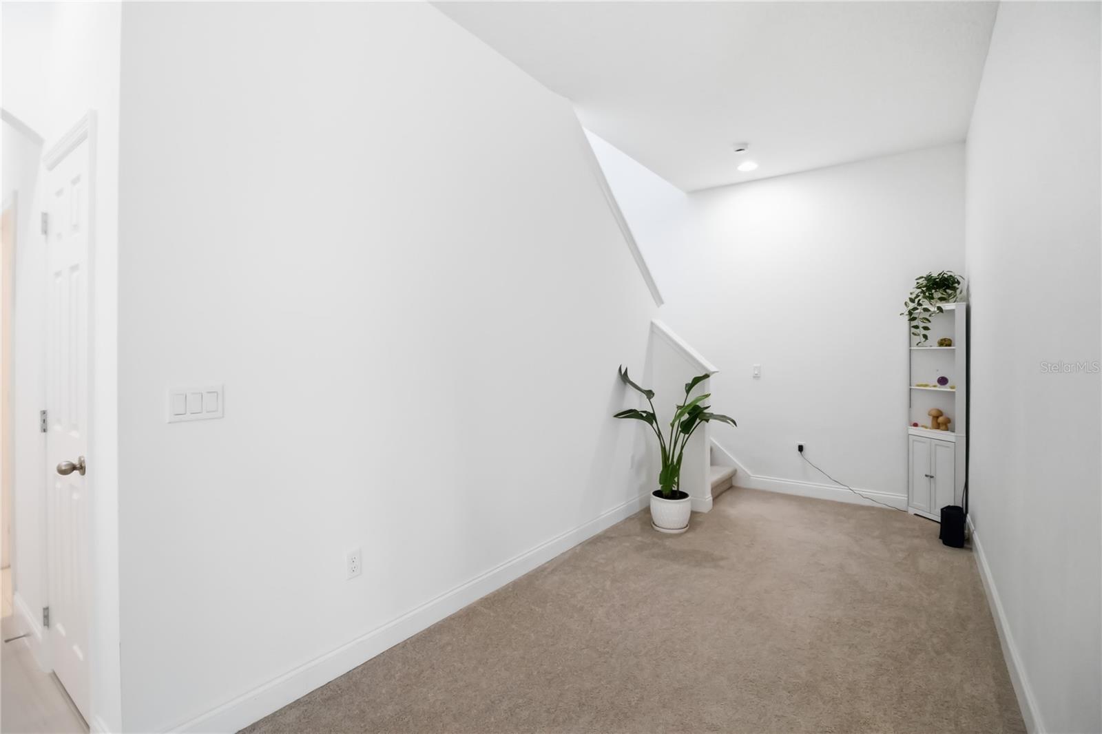 Image 40 of 65 For 827 Dennis Avenue