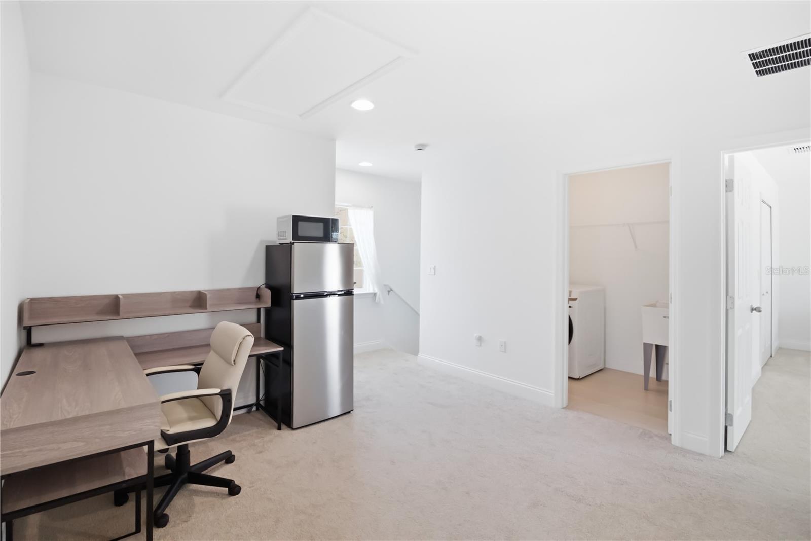 Image 43 of 65 For 827 Dennis Avenue