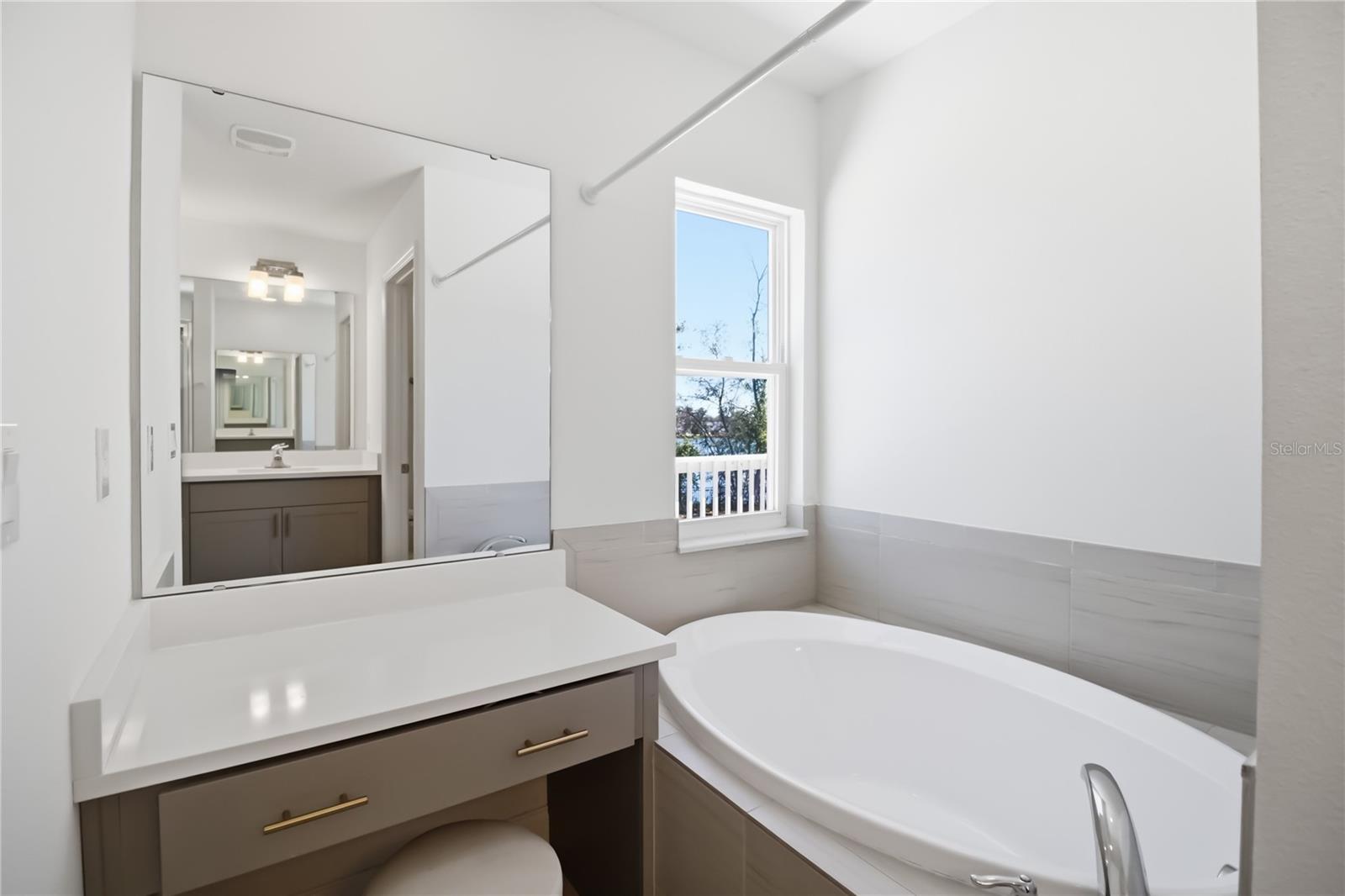 Image 49 of 65 For 827 Dennis Avenue