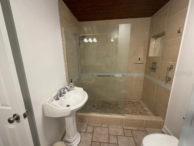 Image 31 of 52 For 23404 Hobdy Road