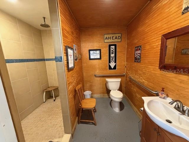 Image 4 of 52 For 23404 Hobdy Road