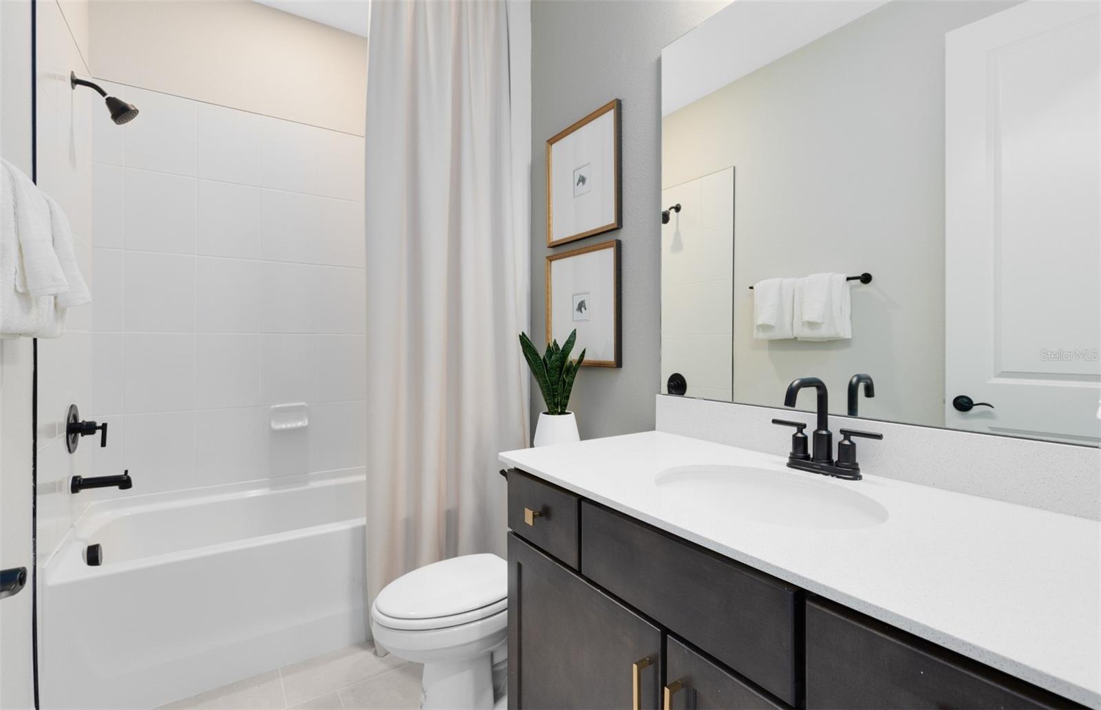 Image 25 of 26 For 5814 Fabry Street