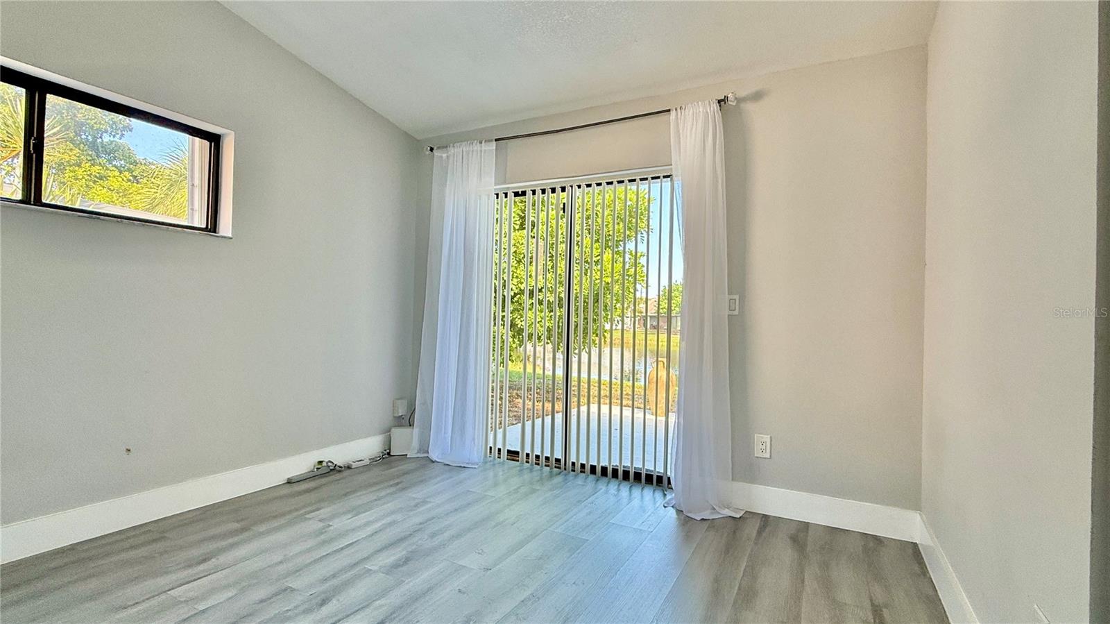 Image 20 of 34 For 22 Paxford Lane