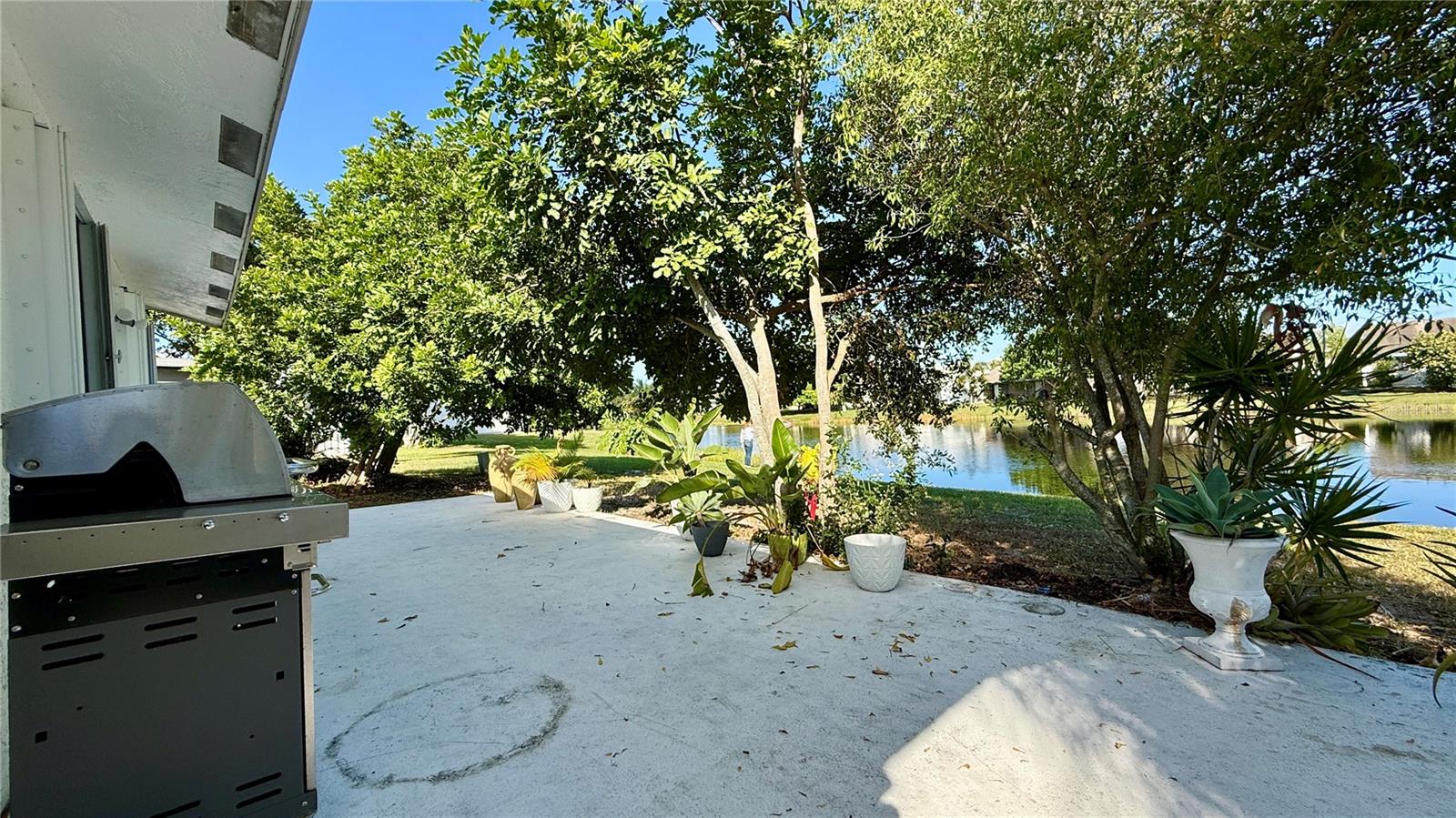 Image 32 of 34 For 22 Paxford Lane