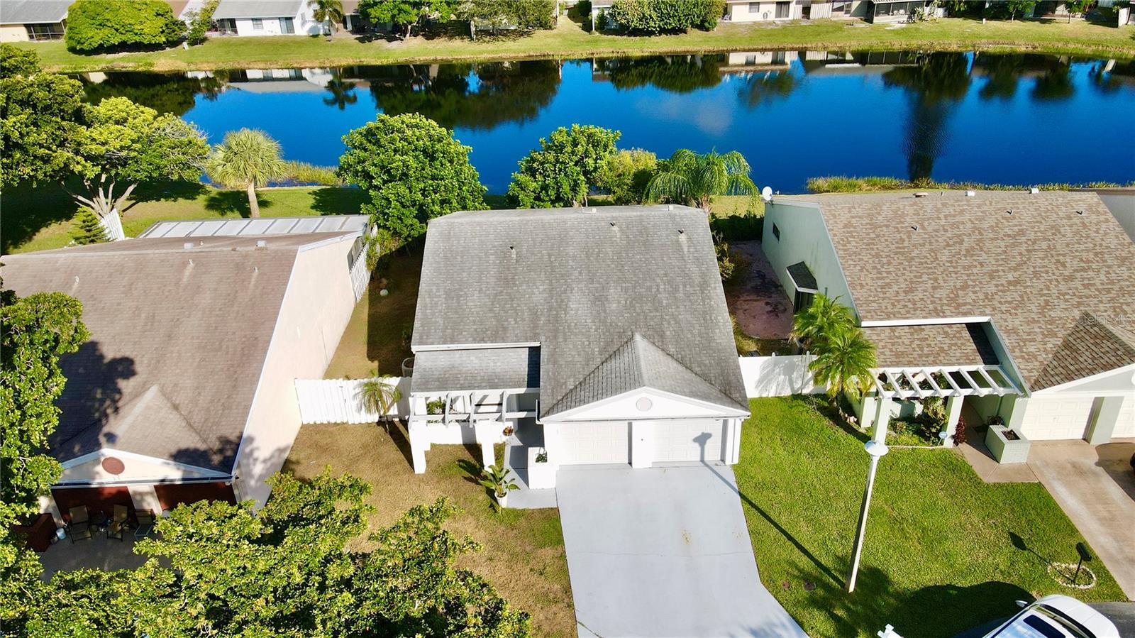 Image 4 of 34 For 22 Paxford Lane