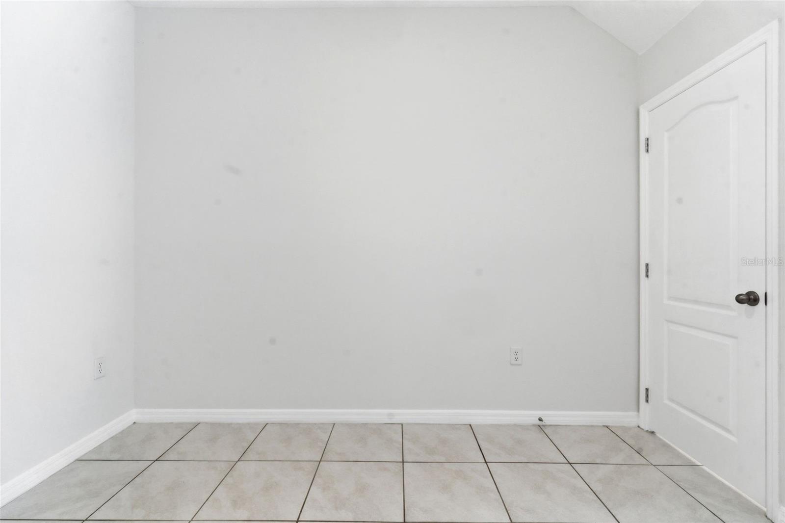 Image 13 of 24 For 1292 Yellow Finch Drive