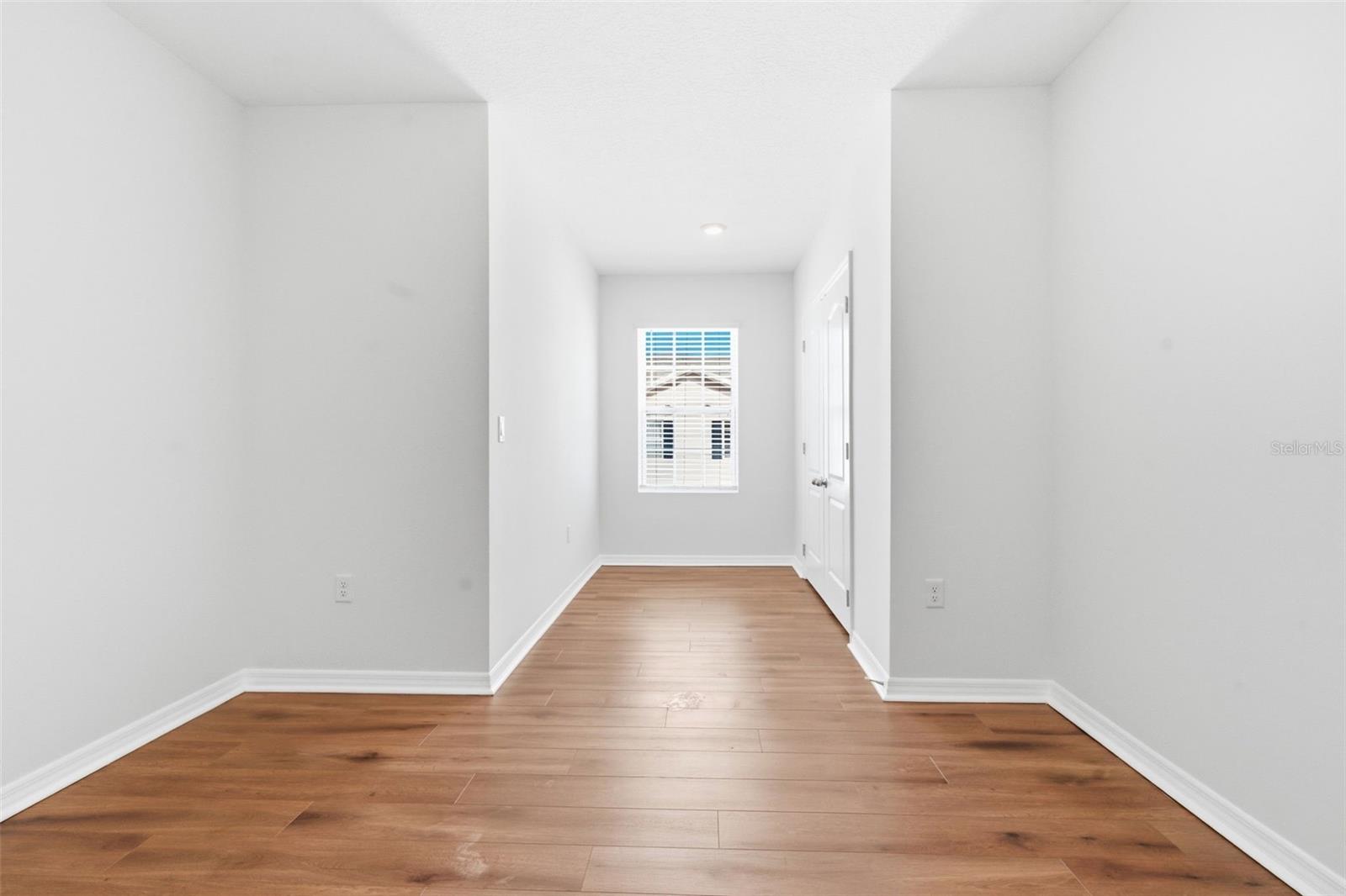 Image 15 of 24 For 1292 Yellow Finch Drive