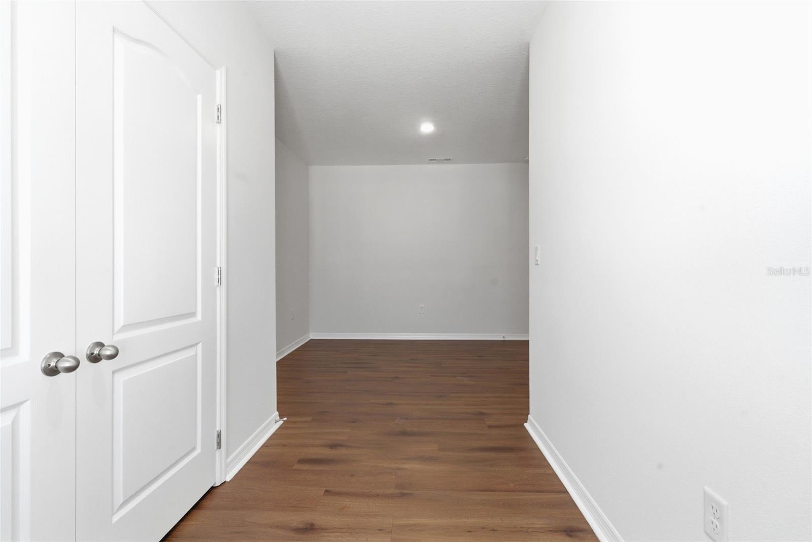 Image 18 of 24 For 1292 Yellow Finch Drive