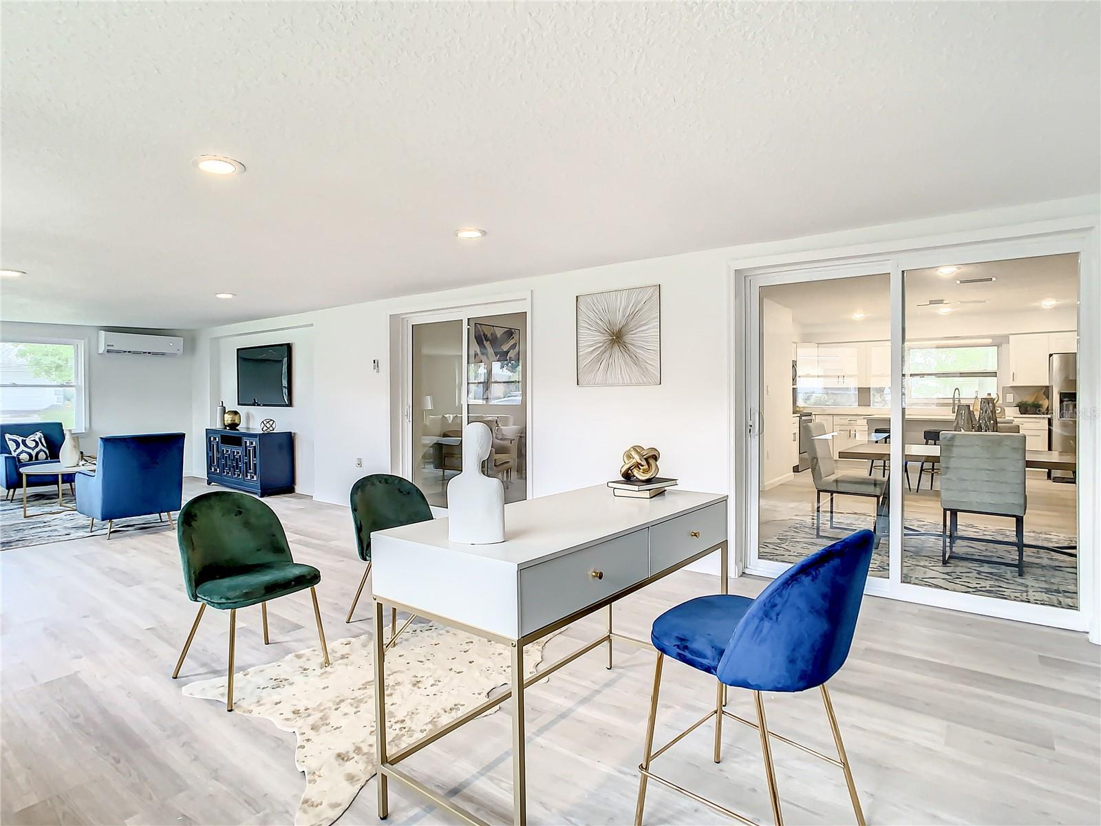 Image 8 of 20 For 2642 Brookside Court