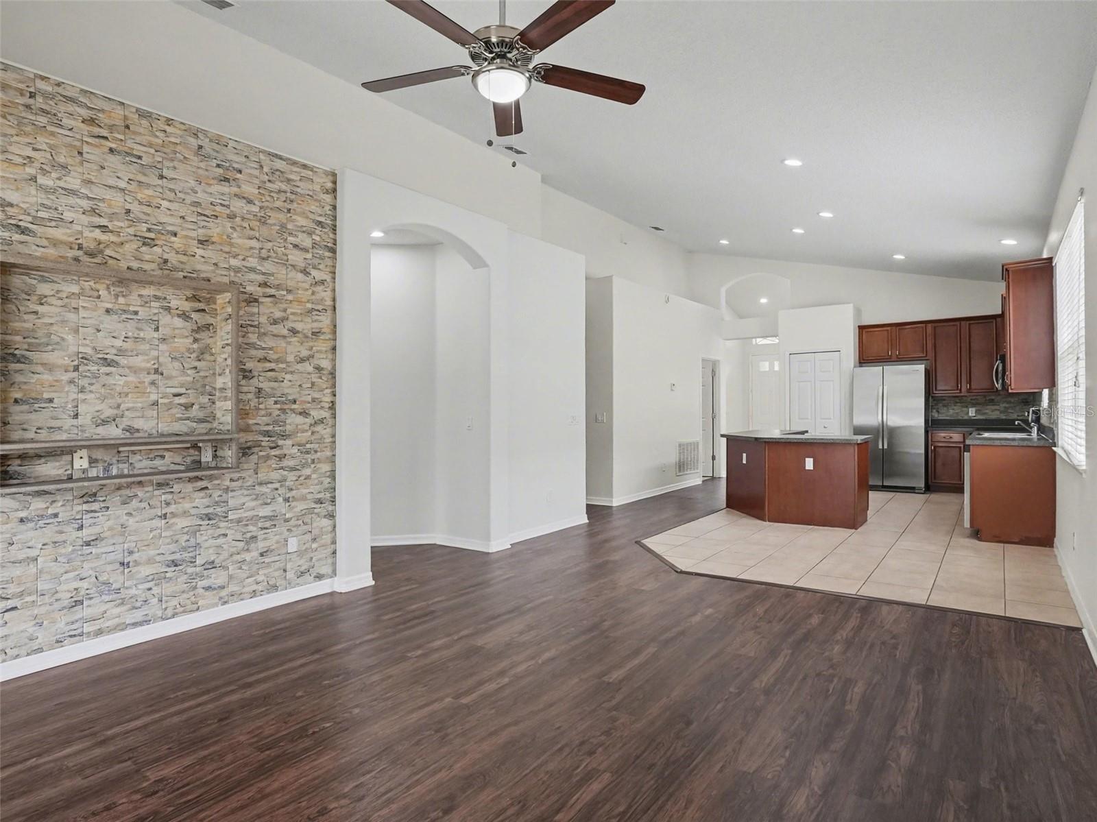 Image 13 of 27 For 1714 Cedar Lake Drive