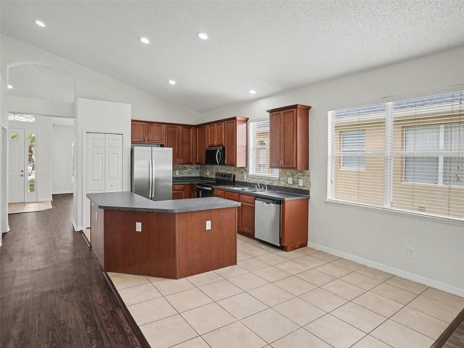 Image 18 of 27 For 1714 Cedar Lake Drive