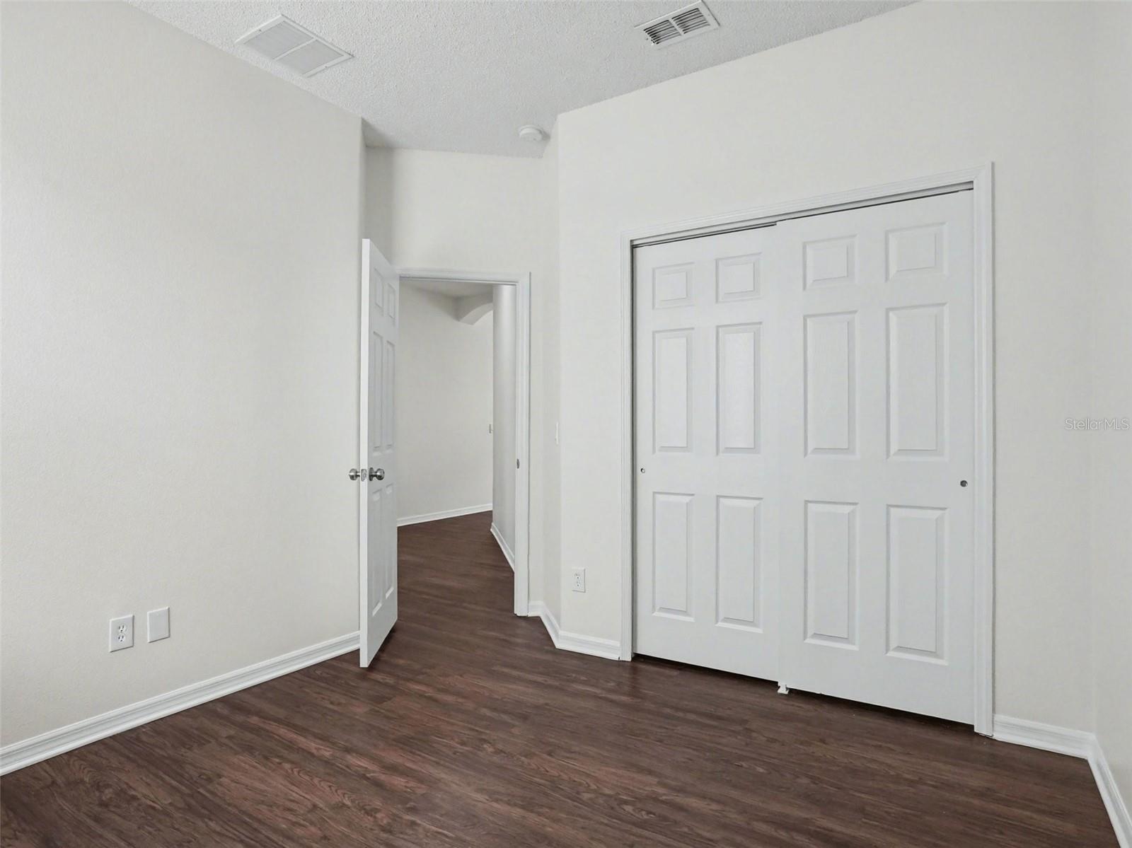 Image 23 of 27 For 1714 Cedar Lake Drive