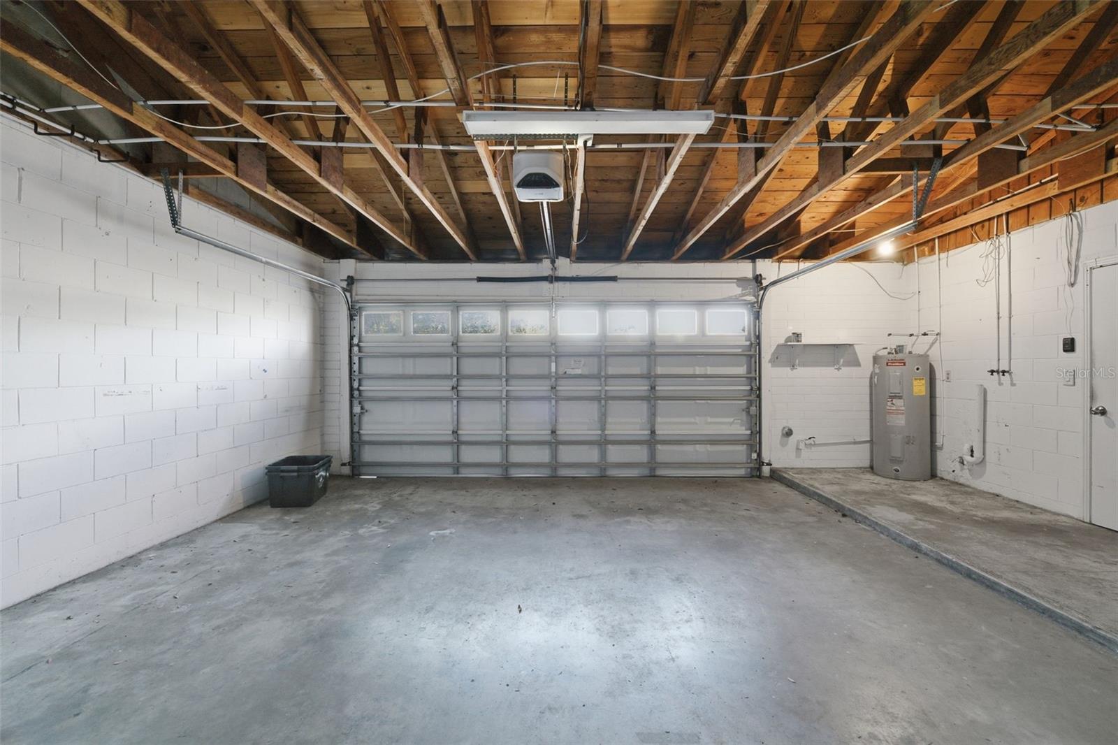 Listing photo id 28 for 1404 Stratford Road