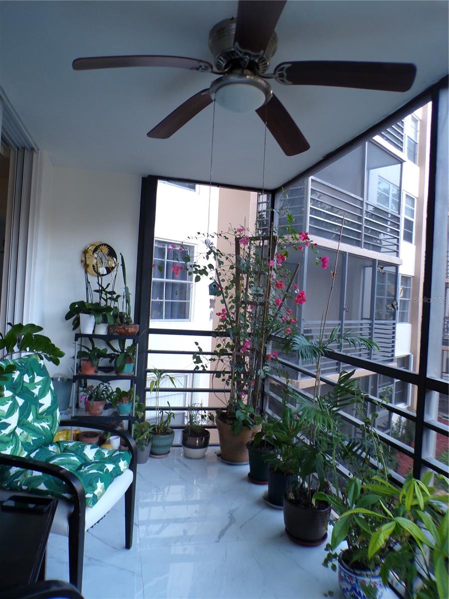 Image 24 of 45 For 1000 Saint Charles Place 209