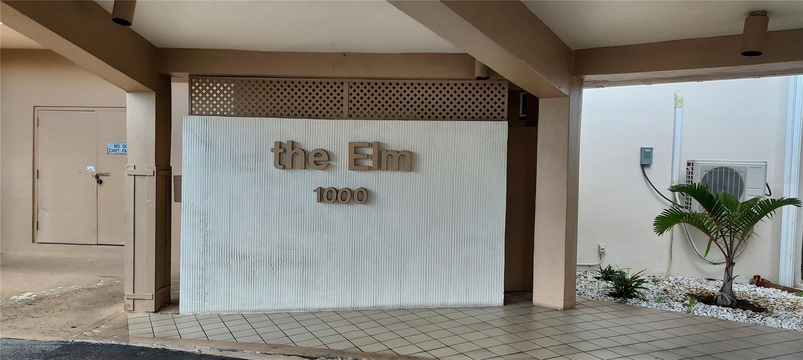 Image 3 of 45 For 1000 Saint Charles Place 209